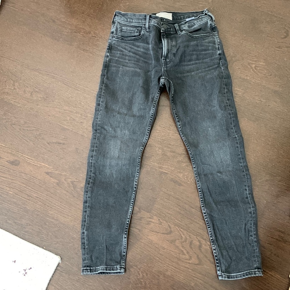 Everlane high waisted charcoal jeans size 28 regular length